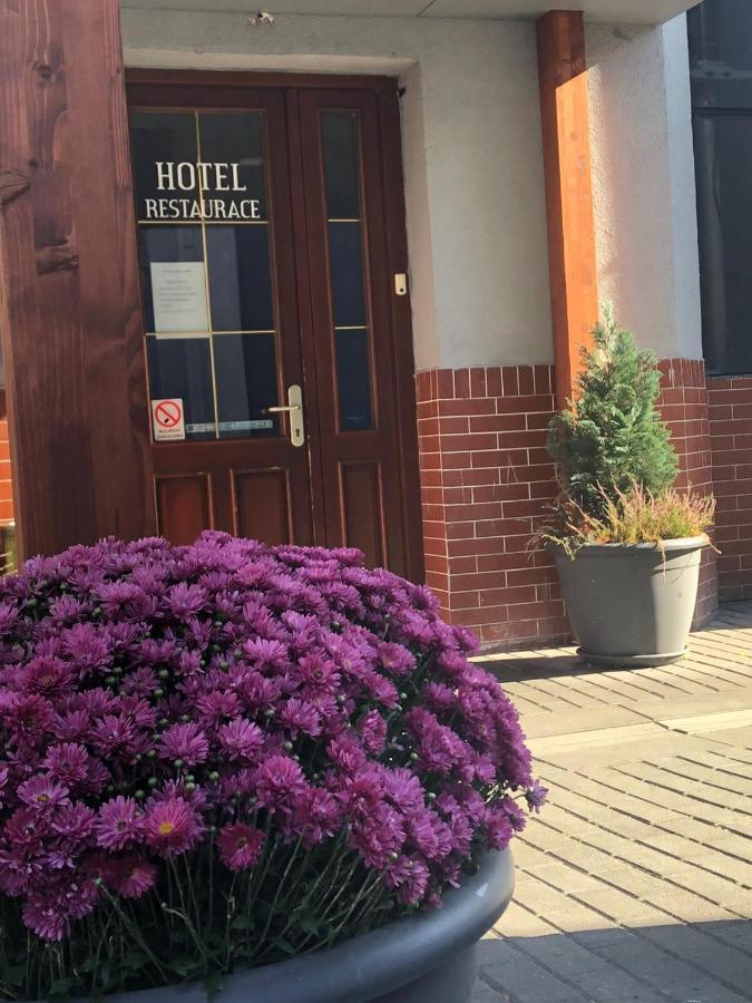 Hotel Na Kafkove Ostrava Exterior photo